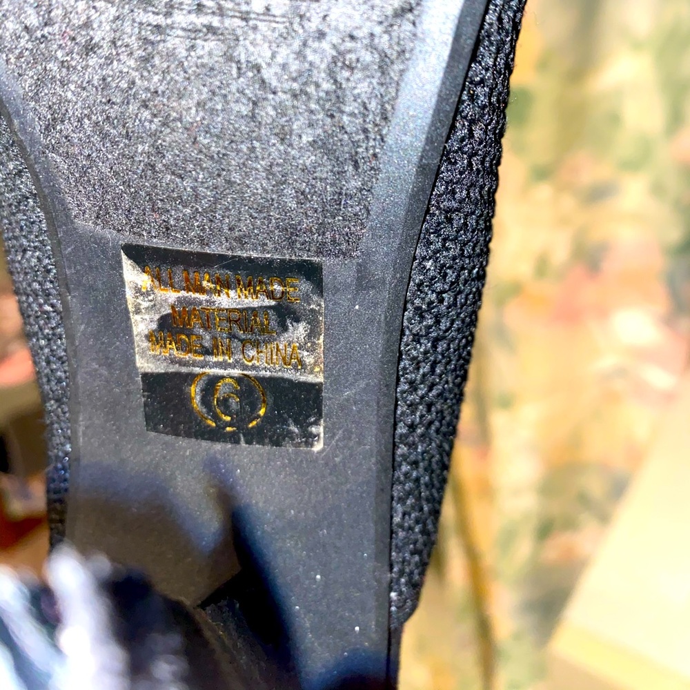 Heels - Picture 5 of 5